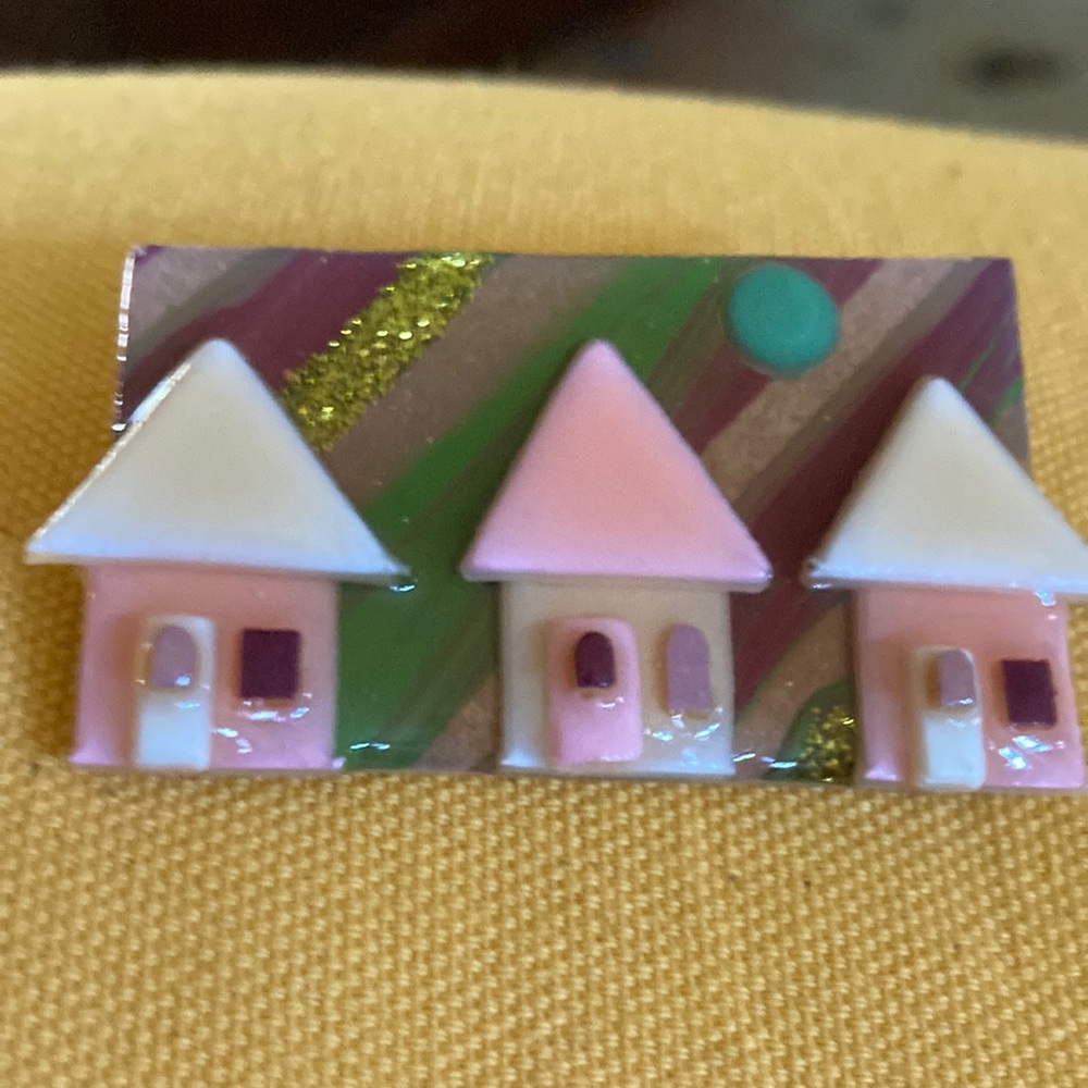 Lucinda House Pin